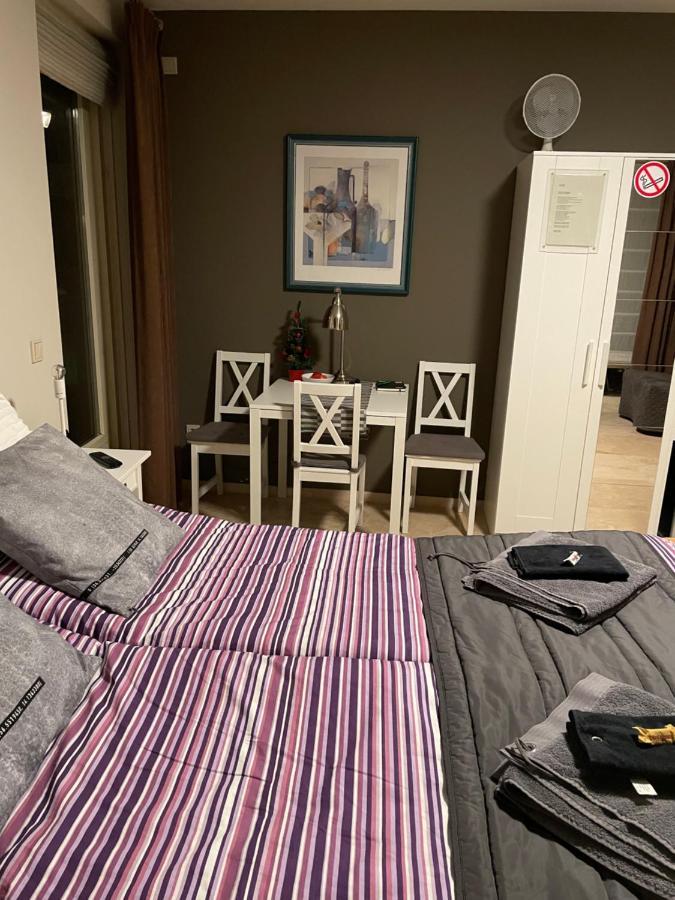 B&B Maison Saint Tropez 埃因霍温 外观 照片