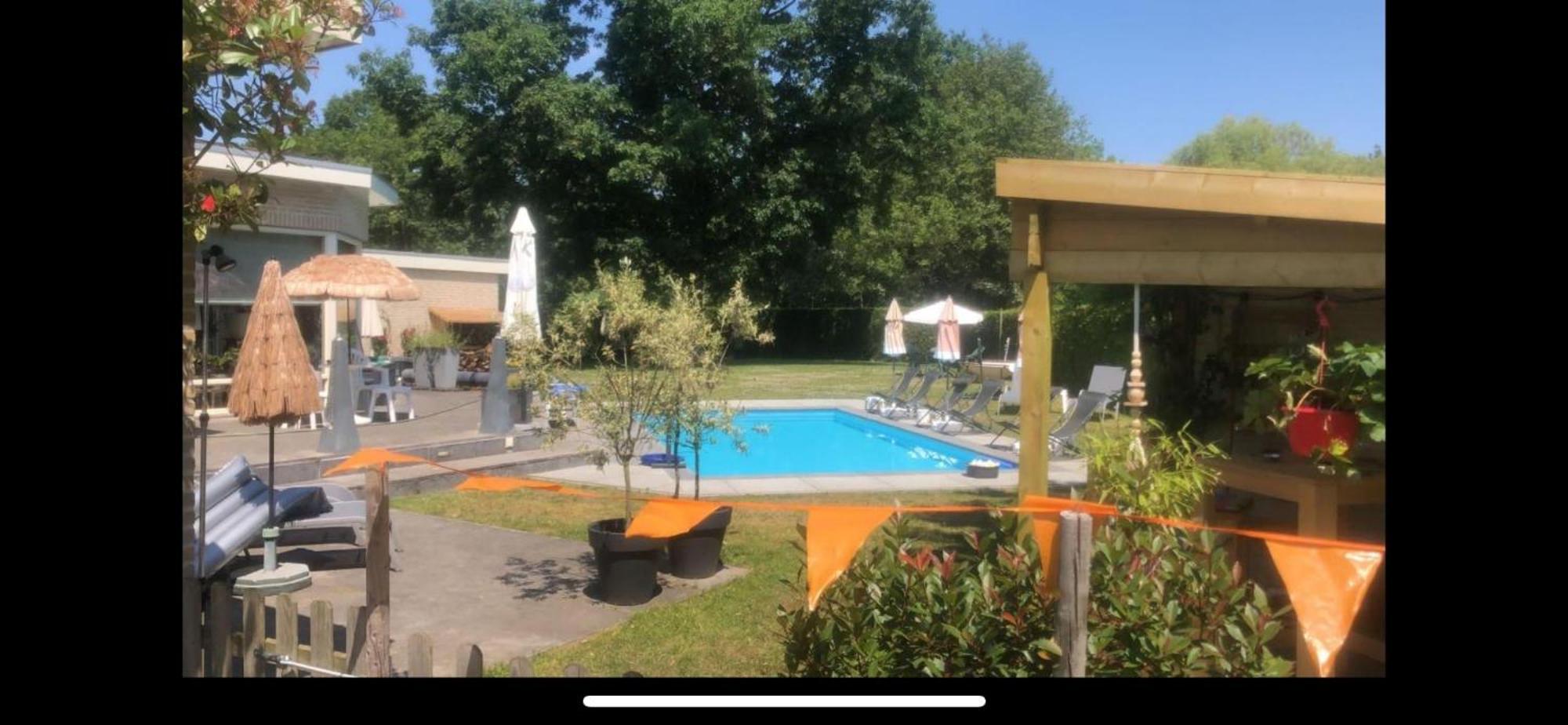 B&B Maison Saint Tropez 埃因霍温 外观 照片