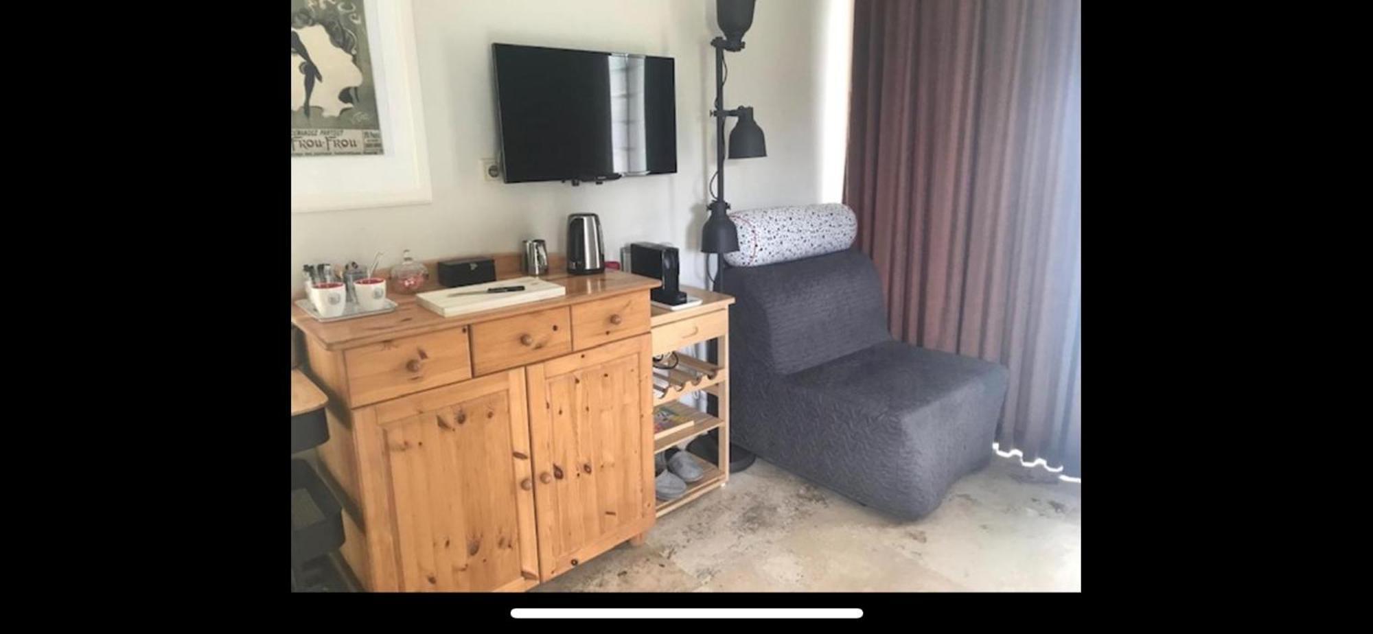 B&B Maison Saint Tropez 埃因霍温 客房 照片